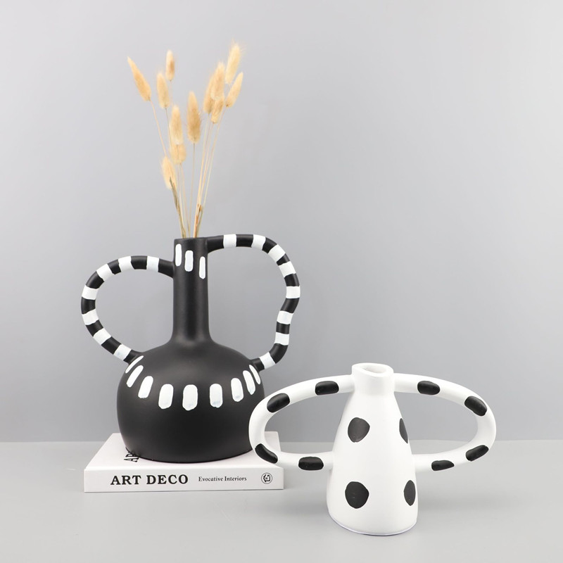 Jarrón de lunares blanco y neg - Resin Art Dining Table reseña y precio